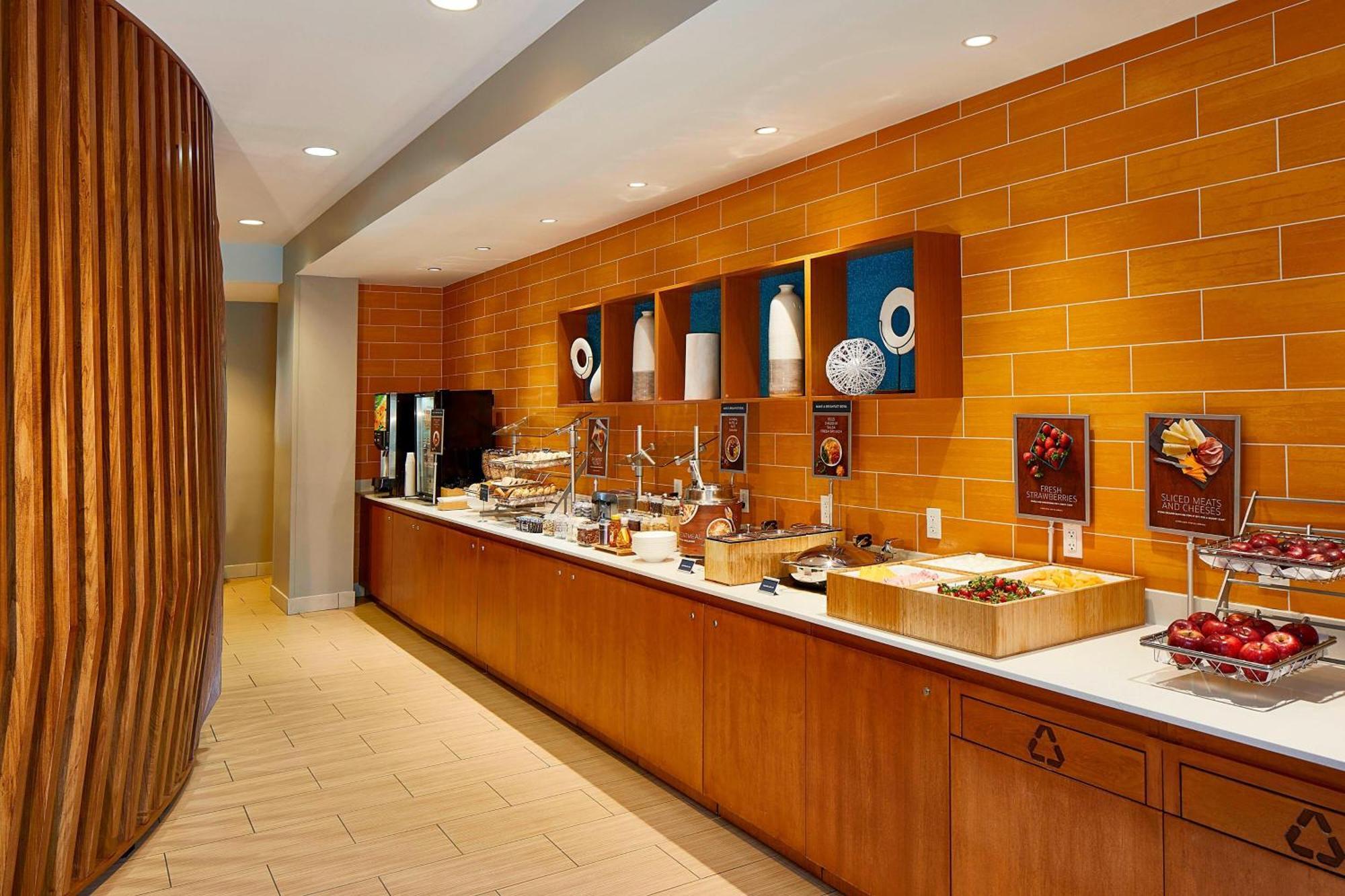 Springhill Suites By Marriott Atlanta Airport Gateway Экстерьер фото